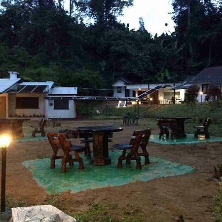 Dew Drop Inn Tanah Rata Exteriör bild
